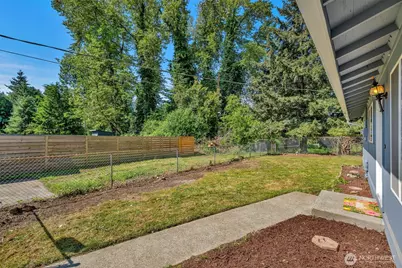 12833 9th Avenue SW, Burien, WA 98146 - Photo 3