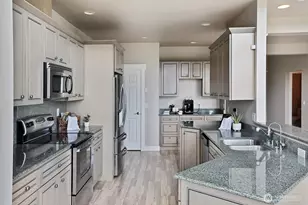 8065 George Dr, Clinton, WA 98236 - Photo 11