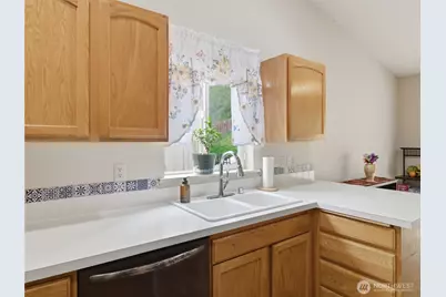 14618 69th Avenue Ct E, Puyallup, WA 98375 - Photo 11