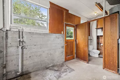 8403 S 120th St, Seattle, WA 98178 - Photo 27