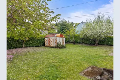 8403 S 120th St, Seattle, WA 98178 - Photo 3