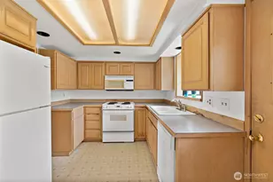 8403 S 120th St, Seattle, WA 98178 - Photo 13