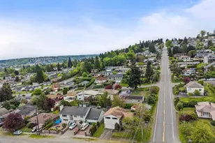 8403 S 120th St, Seattle, WA 98178 - Photo 29