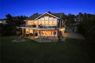 813 Bergwacht Pl, Coupeville, WA 98239 - Photo 21