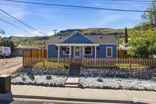 311 Federal Ave, Grand Coulee, WA 99133 - Photo 1