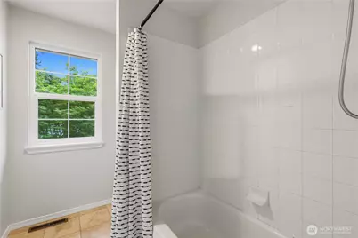 8231 126th Place SE, Newcastle, WA 98056 - Photo 33