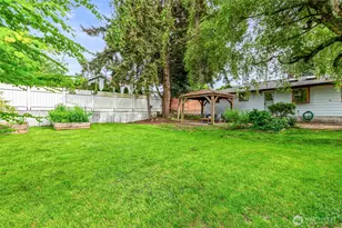 1109 Clinton Pl, Everett, WA 98201 - Photo 27