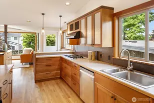 6420 NE 60th St, Seattle, WA 98115 - Photo 13