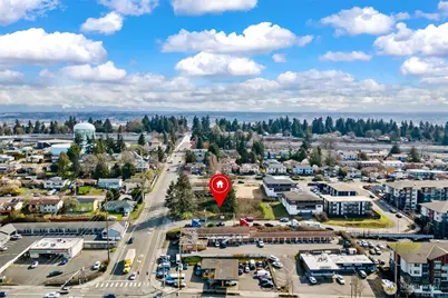 2805 S 216th Street, Des Moines, WA 98198 - Photo 1