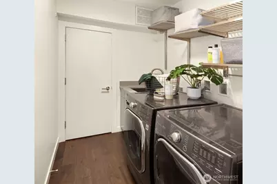 2834 Fairview Avenue E, Seattle, WA 98102 - Photo 19
