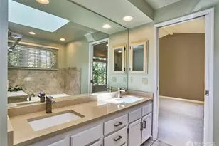 8730 133rd Ave NE, Redmond, WA 98052 - Photo 17