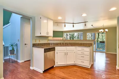 8730 133rd Avenue NE, Redmond, WA 98052 - Photo 9