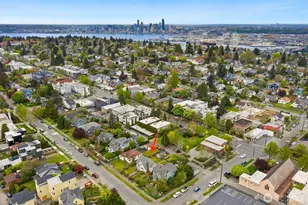 4052 44th Ave SW, Seattle, WA 98116 - Photo 31