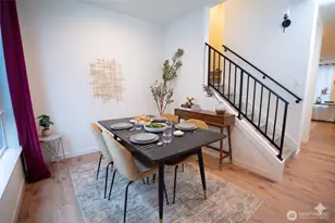 2624 Eastlake Ave E, Seattle, WA 98102 - Photo 3