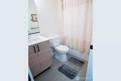 2624 Eastlake Avenue E #B, Seattle, WA 98102 - Photo 13