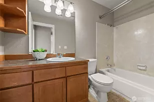 750 N 143rd St, Seattle, WA 98133 - Photo 9