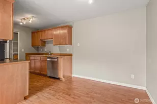 750 N 143rd St, Seattle, WA 98133 - Photo 5