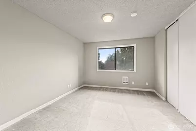 750 N 143rd Street #312, Seattle, WA 98133 - Photo 7