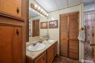 2240 W Broadway, Moses Lake, WA 98837 - Photo 23