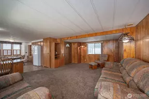 2240 W Broadway, Moses Lake, WA 98837 - Photo 9