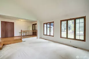 8924 W Meadow Lake Dr, Snohomish, WA 98290 - Photo 7