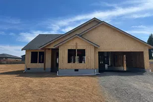 248 Eminence Ave, Winlock, WA 98596 - Photo 1