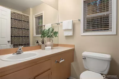 10835 Arroyo Beach Place SW, Seattle, WA 98146 - Photo 23