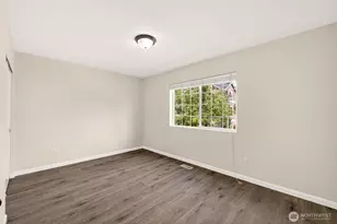 335 NE Graham Ave, Renton, WA 98059 - Photo 17