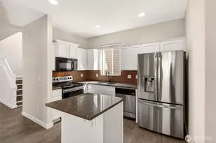 335 NE Graham Ave, Renton, WA 98059 - Photo 9