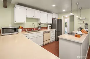 27428 97th Ave SW, Vashon, WA 98070 - Photo 9