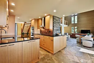 3146 Spahr Rd, Greenbank, WA 98253 - Photo 13