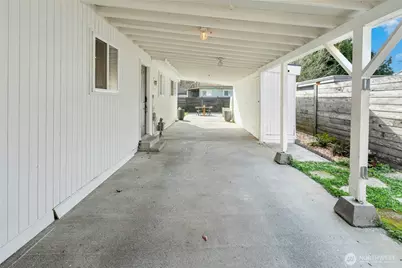 219 SW 108th Street, Seattle, WA 98146 - Photo 21