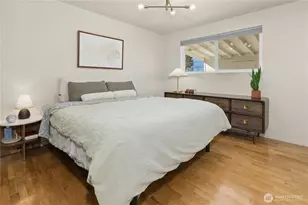 219 SW 108th St, Seattle, WA 98146 - Photo 15