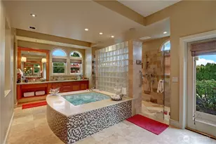 1055 91st Ave NE, Bellevue, WA 98004 - Photo 21