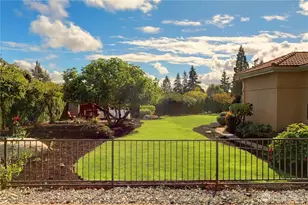 1055 91st Ave NE, Bellevue, WA 98004 - Photo 35