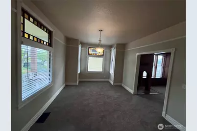 2716 S 14th Street, Tacoma, WA 98405 - Photo 9