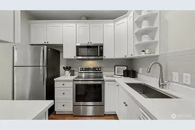 2170 NW Pacific Yew Place #2170, Issaquah, WA 98027 - Photo 11