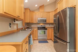 12578 Wye Lake Blvd SW, Port Orchard, WA 98367 - Photo 15