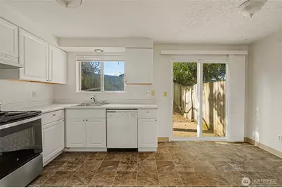 911 W 29th Street, Vancouver, WA 98660 - Photo 7