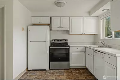 911 W 29th Street, Vancouver, WA 98660 - Photo 9