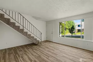 911 W 29th St, Vancouver, WA 98660 - Photo 5