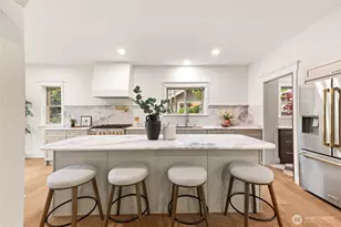 7007 26th Ave NW, Seattle, WA 98117 - Photo 11
