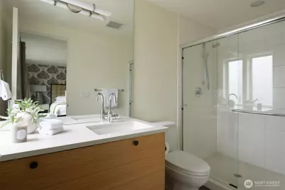 167 Prospect Street, Seattle, WA 98109 - Photo 33