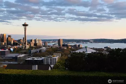 167 Prospect Street, Seattle, WA 98109 - Photo 5