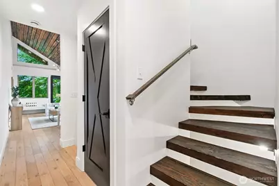 6515 Ellis Avenue S, Seattle, WA 98108 - Photo 13