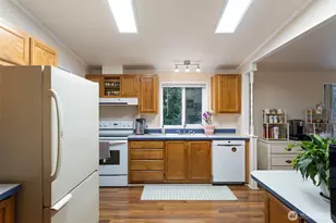 10407 206th Ave NE, Redmond, WA 98053 - Photo 9