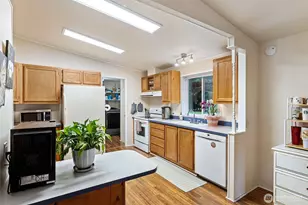 10407 206th Ave NE, Redmond, WA 98053 - Photo 7