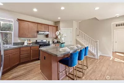 10212 242nd Avenue NE, Redmond, WA 98053 - Photo 7