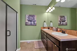 1202 Fairway Dr NE, Moses Lake, WA 98837 - Photo 31