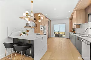 9535 Dayton Ave N, Seattle, WA 98103 - Photo 9